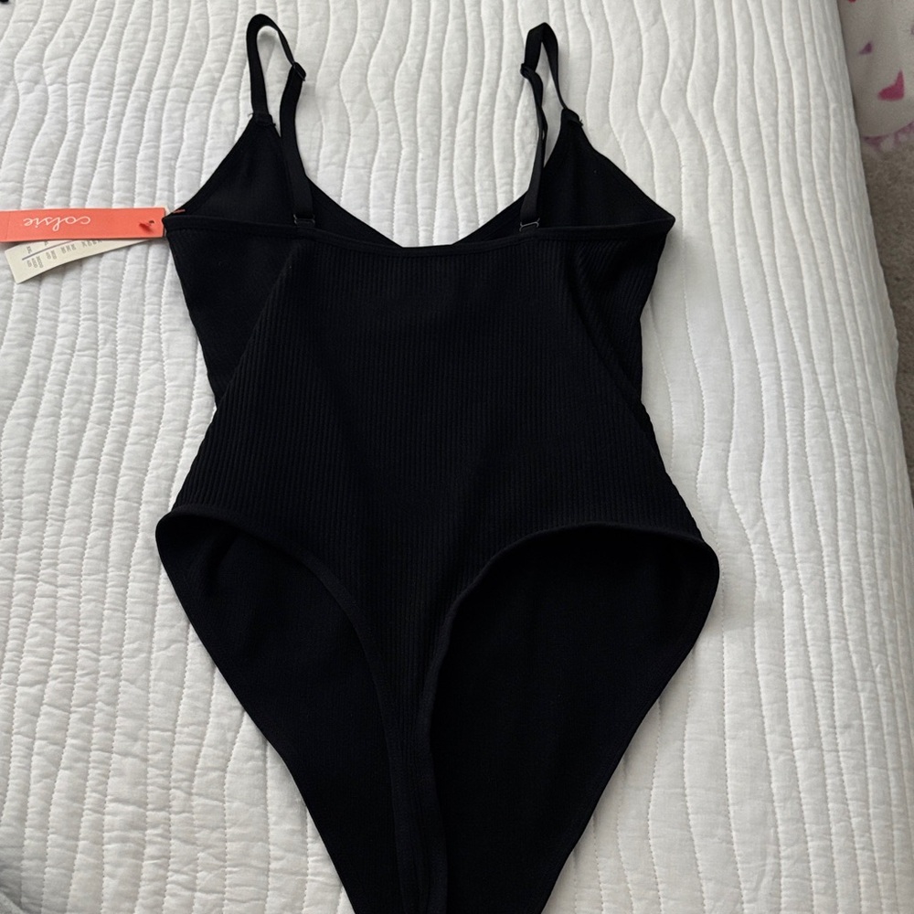 Colsie Black Ribbed Top - Picture 3 of 4